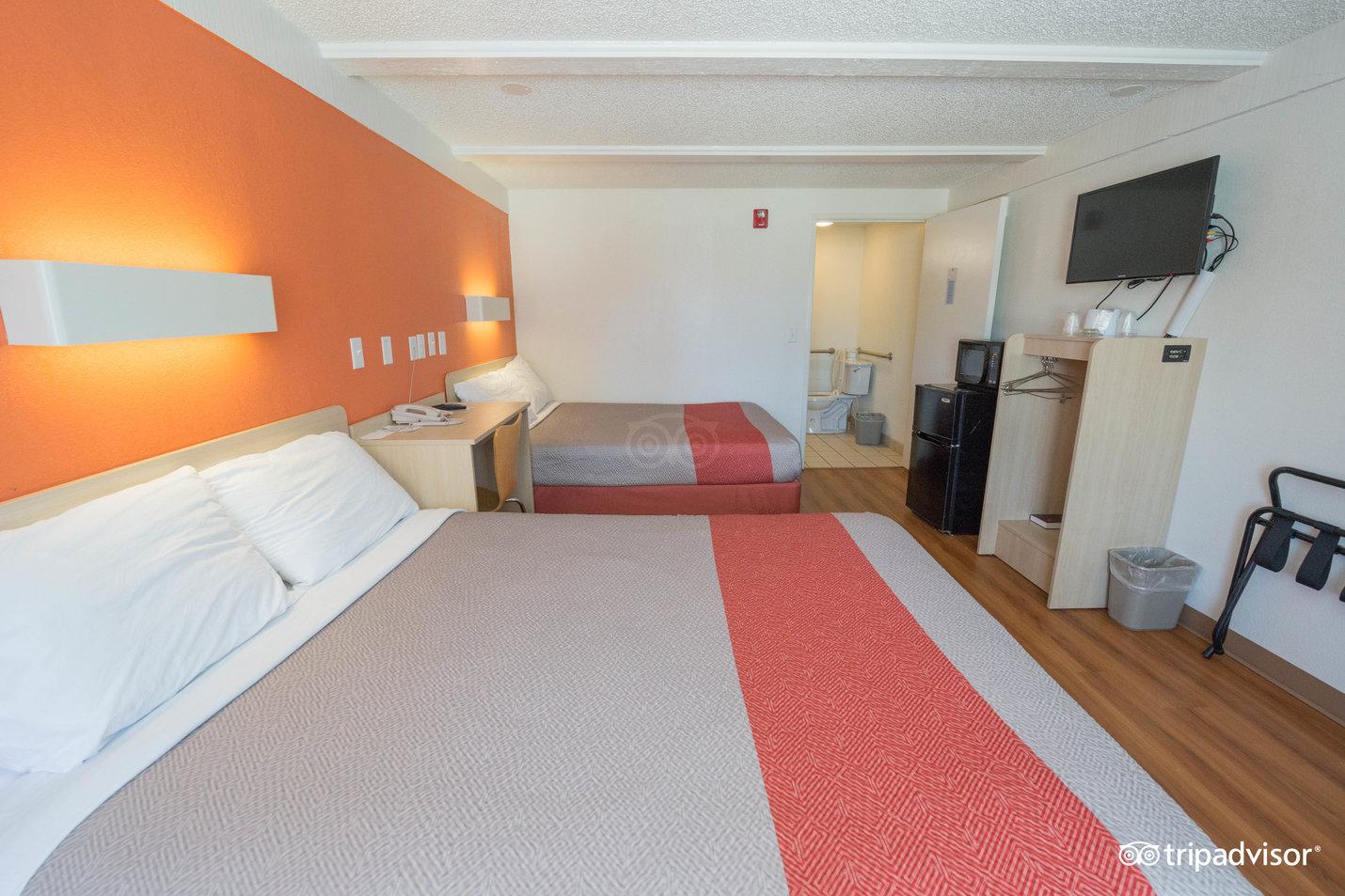 Super 8 By Wyndham Asheville/Biltmore Exteriér fotografie