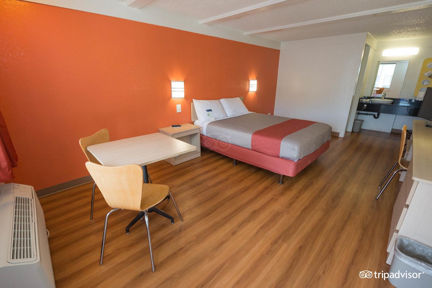 Super 8 By Wyndham Asheville/Biltmore Exteriér fotografie